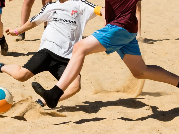 Beachsoccer Kinder - 2017.06.18 - 11.49.42.jpg