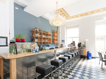 aohostels_leipzig_bar_01_10MB