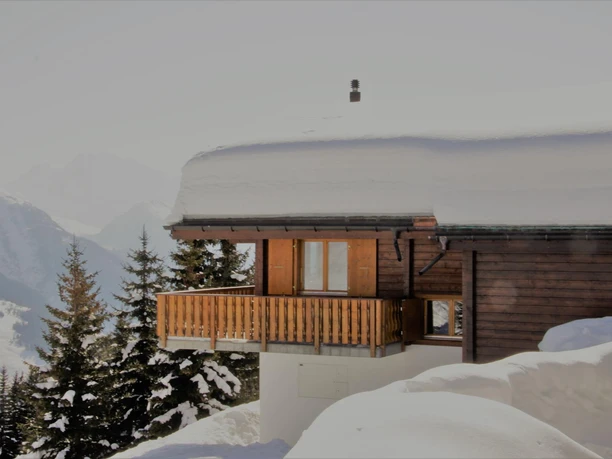 Chalet-UVA-Aussenansicht Winter