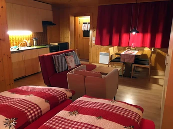 Abendglückli SW-7-Color-Restored-Enhanced