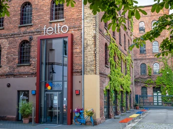 Felto Filzwelt Soltau Die Felto Filzwelt in Soltau kann auch bei schlechtem Wetter besucht werdenThe Felto Felt World in Soltau can also be visited in bad weatherFelto Felt World i Soltau kan også besøges i dårligt vejrDe Viltwereld Felto in Soltau kan ook bij slecht weer worden bezocht