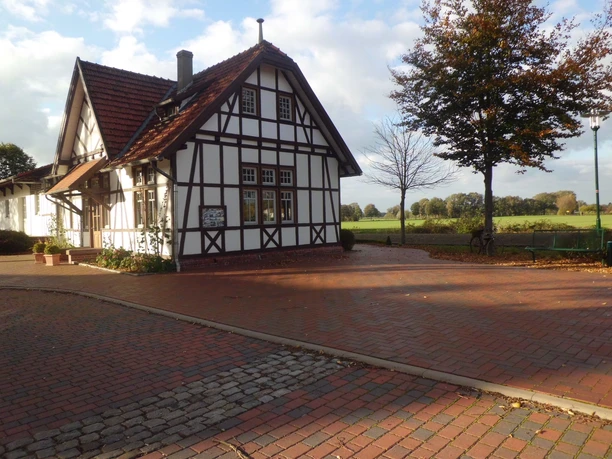 Wohnmobilstellplatz "Am Hochzeitsbahnhof"
