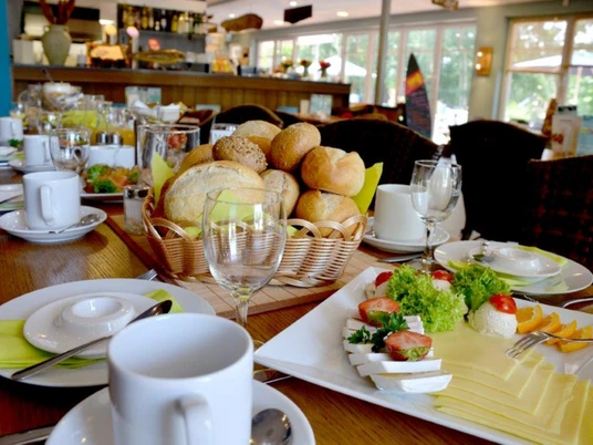 Frühstück Aal- & Forellenräucherei Hoffmann