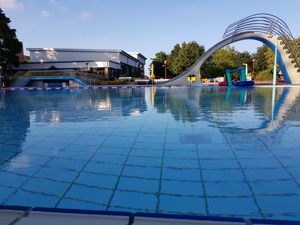 Rutsche Freibad Wagenfeld