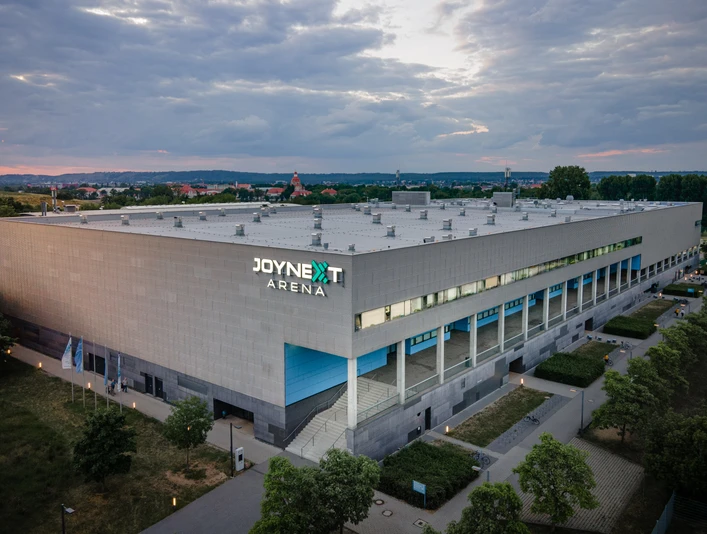 JOYNEXT_Arena - Ansicht SOair - Bild_wunderwaldphoto.com.jpg