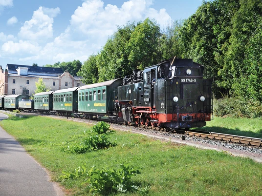Weißeritztalbahn_Ausfahrt Dippoldiswalde_VVO_MartinSchmidt.JPG