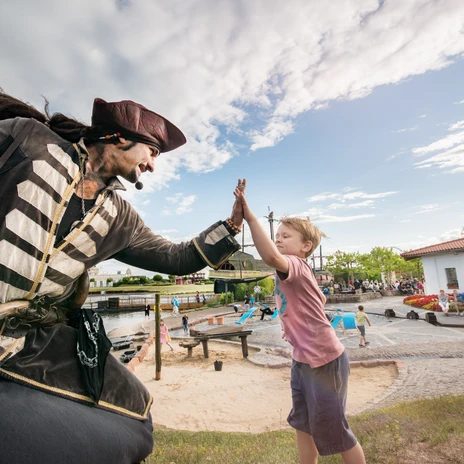 Familie im Belantis AbenteuerReich - Leipzig mit Kindern