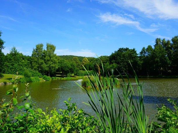 Blick auf Freizeitsee Martinhagen Gemeinde Schauenburg
