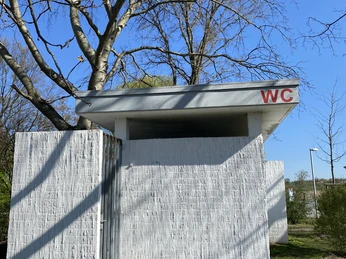 WC am DLRG Turm