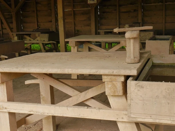 Ziegel von Hand selbst herstellen im LWL-Museum Ziegelei Lage