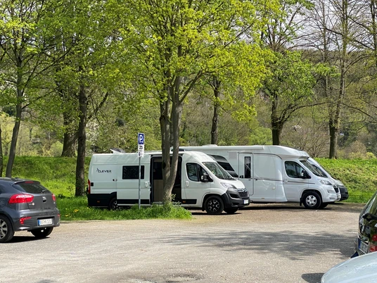 Wohnwagenstellplätze Siegdamm.jpg