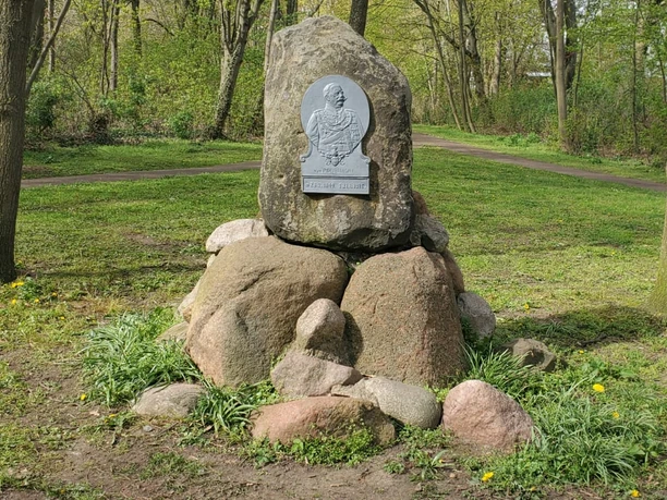 Podbielski Denkmal 2.JPG