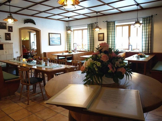 Landgasthof Kriechbaumer Ellmosen