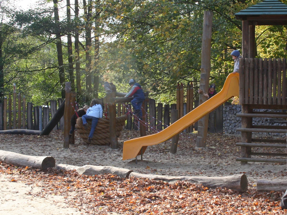 spielplatz-christianental-wtg-web.jpg Spielplatz-Christianental