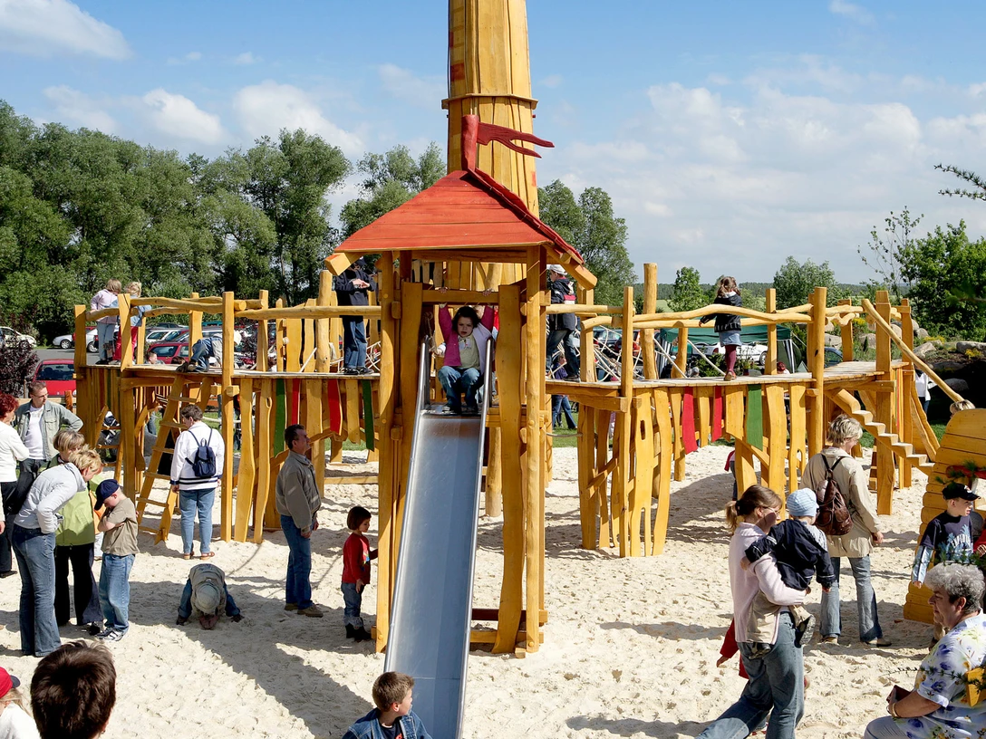 spielplatz-derenburg Spielplatz in Derenburg