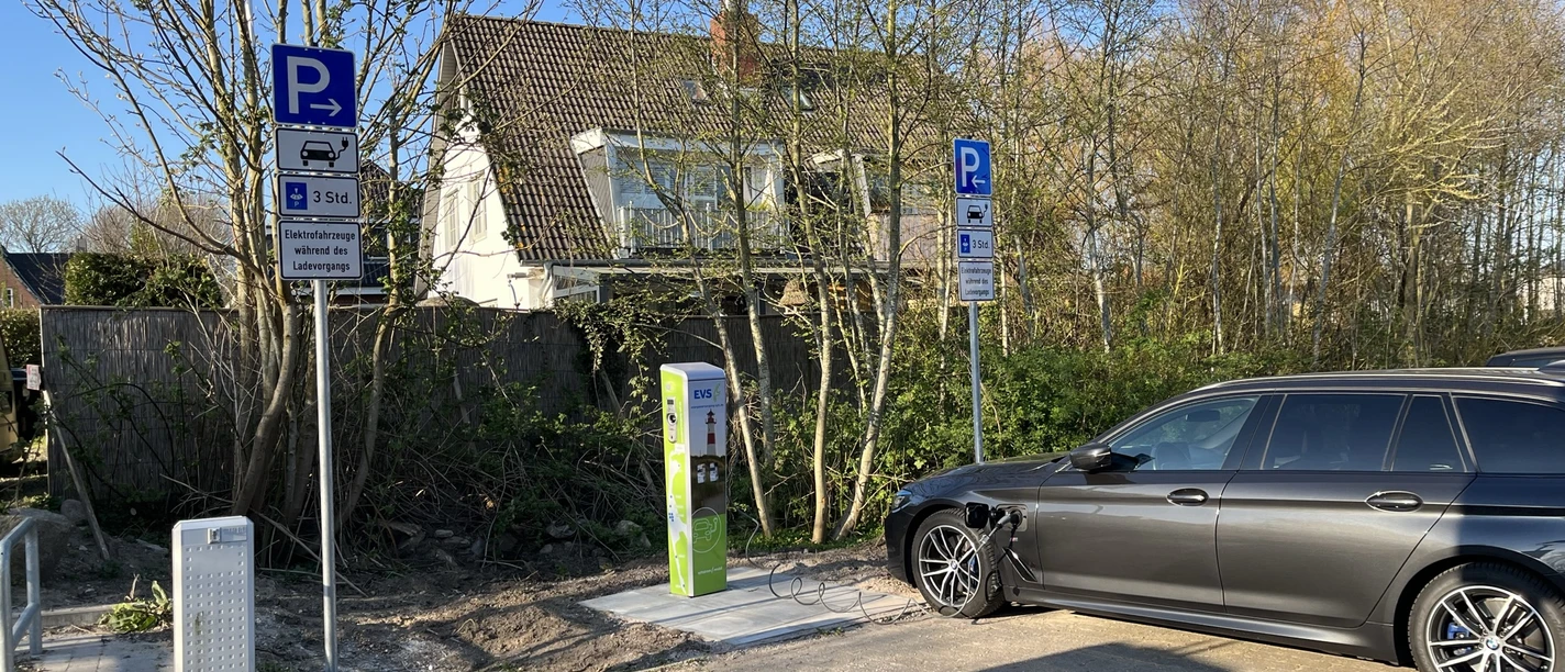 eTankstelle Parkplatz Edeka Morsum