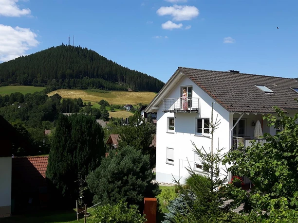 Außenbereich mit Balkon