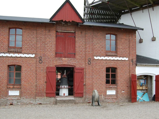 ved-mollen-i-hojer