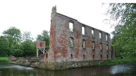 trojborg-slotsruin1