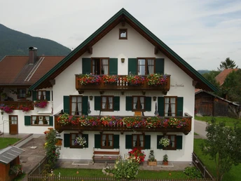 Frontansicht des Hauses