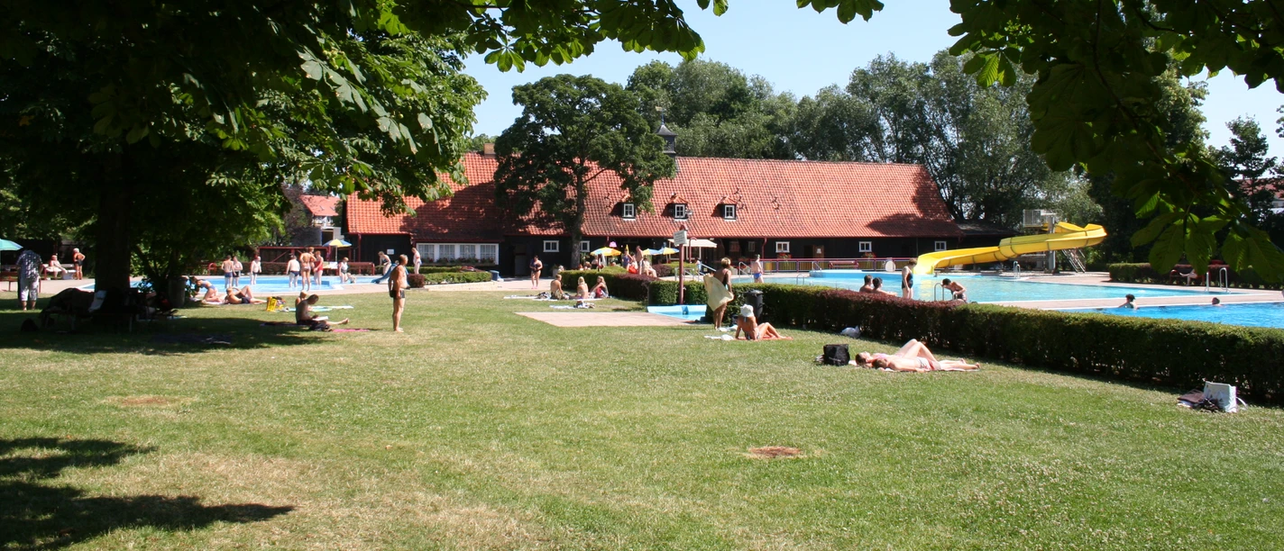 Waldhofbad1.jpg Waldhofbad Wernigerode