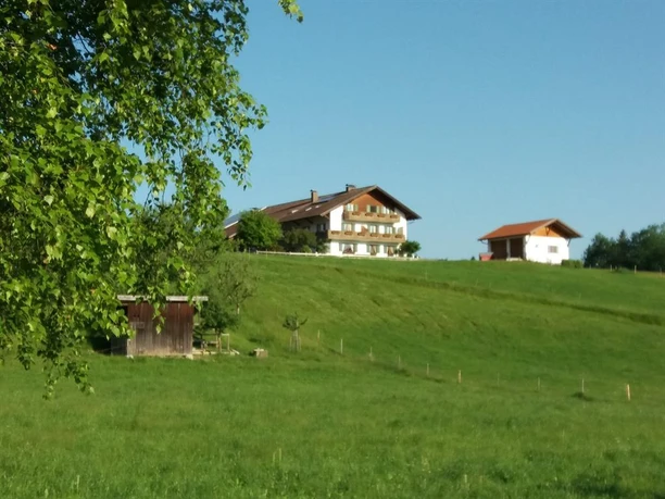 unser Hof in ruhiger Lage