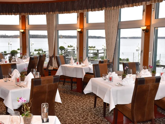 seehotel-faehrhaus-bad-zwischenahn-restaurant.jpg