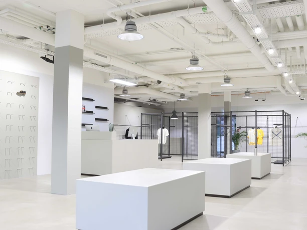 OUTBACK Flagship Store