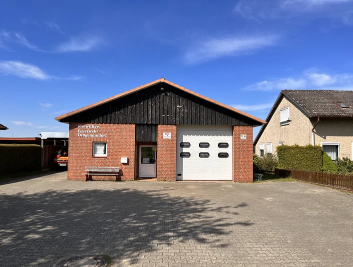 Freiwilligen Feuerwehr Drögennindorf .