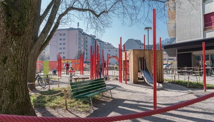Bleichergärtli Montre l'aire de jeux du parc Bleichergärtli
