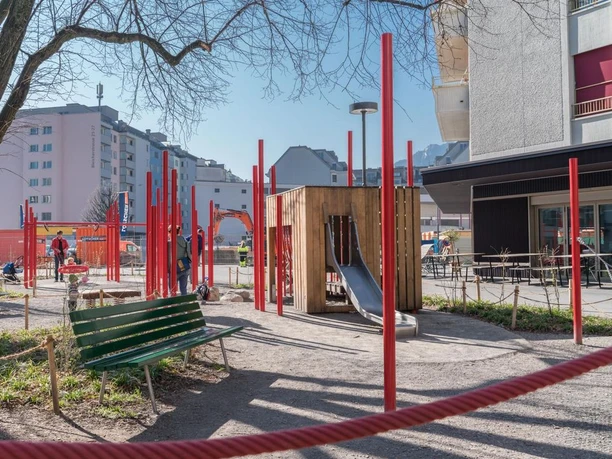 Bleichergärtli Shows playground in the Bleichergärtli park