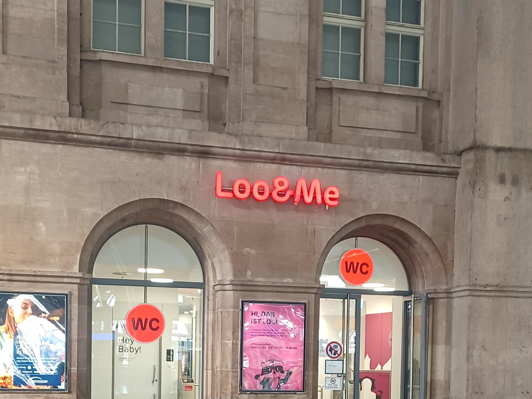 Öffentliche Toiletten im Obergeschoss des Hauptbahnhofs - Barrierefreie Sanitäranlagen in Leipzig Öffentliche barrierefreie Toiletten im Obergeschoss des Hauptbahnhofs Leipzig