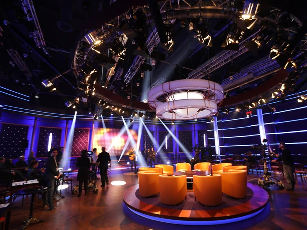 media city leipzig: Eventlocation mit Tagungsraum Studio 3 Riverboat für Ihre Tagung & Konferenz in Leipzig media city leipzig: Eventlocation mit Studio 3 Riverboat für Tagung & Konferenz Leipzig Convention