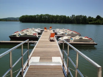 Tretbootanleger an der Northeimer Seenplatte