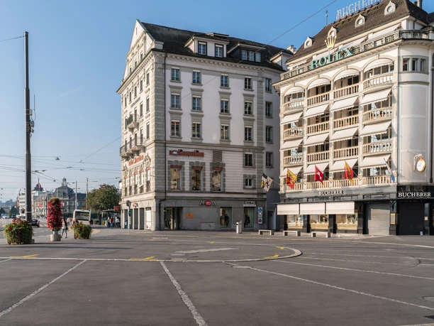 View of the Bucherer at Schwanenplatz