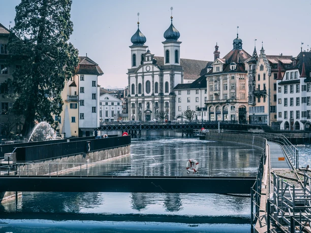 Needle Dam View to the Reuss weir