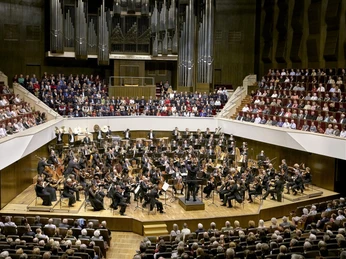 Große Halle der Eventlocation Gewandhaus zu Leipzig | Leipzig Convention Bureau Große Halle der Eventlocation Gewandhaus zu Leipzig – präsentiert vom Leipzig Convention BureauGreat hall at the Gewandhaus zu Leipzig event venue – presented by the Leipzig Convention BureauVelký sál v místě konání akce Gewandhaus zu Leipzig - předává Leipzig Convention BureauWielka Sala w miejscu wydarzenia Gewandhaus zu Leipzig - prezentowana przez Leipzig Convention BureauGrote zaal van de evenementenlocatie Gewandhaus zu Leipzig - gepresenteerd door het Leipzig Convention BureauSala grande della sede dell'evento Gewandhaus zu Leipzig - presentata dall'Ufficio Congressi di Lipsia