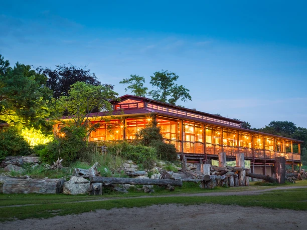 Restaurant und Tagungslocation Kiwara Lodge im Zoo Leipzig | Leipzig Convention Bureau Restaurant und Tagungslocation Kiwara Lodge im Zoo Leipzig - präsentiert vom Leipzig Convention Bureau