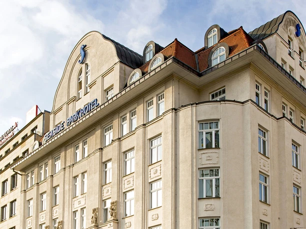 Conference hotel Seaside Park Hotel | Leipzig Convention Bureau Exterior view of the conference hotel Seaside Park Hotel Leipzig - präsentiert vom Leipzig Convention Bureau
