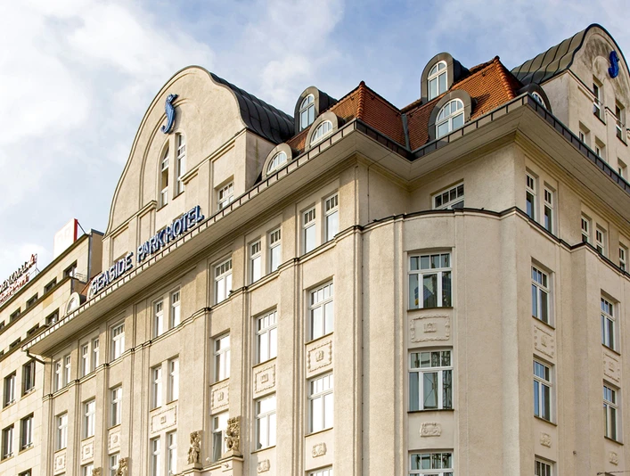 Tagungshotel Seaside Park Hotel Leipzig für Ihre Tagung & Konferenz in Leipzig Tagungshotel Seaside Park Hotel Leipzig für Tagung & Konferenz Leipzig ConventionConference hotel Seaside Park Hotel Leipzig for meeting & conference Leipzig conventionKonferenční hotel Seaside Park Hotel Leipzig pro setkání a konference Leipzig ConventionHotel konferencyjny Seaside Park Hotel Leipzig na spotkanie i konferencję Leipzig ConventionConferentiehotel Seaside Park Hotel Leipzig voor vergadering & conferentie Leipzig ConventieHotel per conferenze Seaside Park Hotel Leipzig per riunioni e conferenze Convenzione di Lipsia