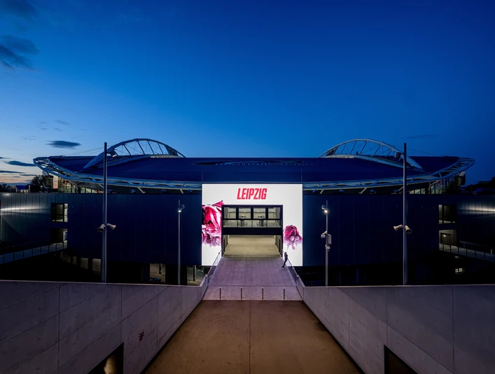 Red Bull Arena: Eventlocation für Ihre Tagung & Konferenz in Leipzig Red Bull Arena: Eventlocation für Tagung & Konferenz Leipzig ConventionRed Bull Arena: venue for meeting & conference Leipzig conventionRed Bull Arena: Místo konání setkání a konference Leipzig ConventionRed Bull Arena: miejsce na spotkanie i konferencję Leipzig ConventionRed Bull Arena: evenementenlocatie voor vergaderingen en conferenties Leipzig ConventionRed Bull Arena: luogo di eventi per riunioni e conferenze Convenzione di Lipsia