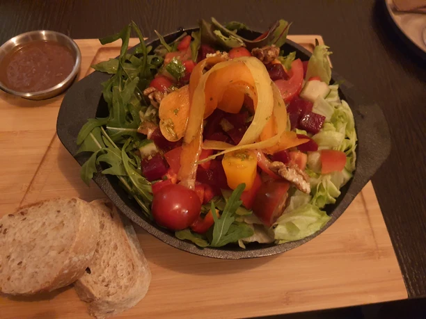 Restaurant-Lory.1880_Serviervorschlag1(c)Jana Schmidt