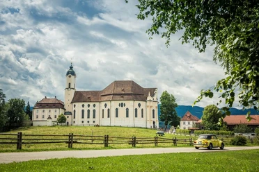Wieskriche an der Alpenstraße Abenteuer Alpenstrasse, bayrische Alpenstrasse vom Königsee bis Bodensee,
Wallfahrtskirche Wieskirche, bei Steingaden