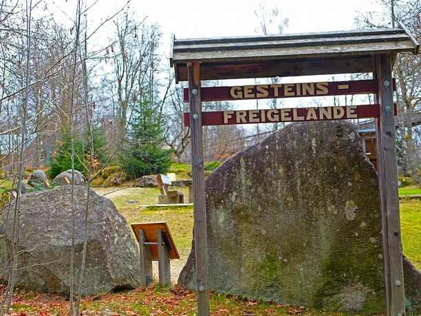Gesteins-Freigelände