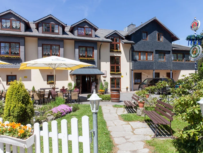 Herzlich willkommen im Berghotel Augustusberg! Augustusberg Hotel und Restaurant