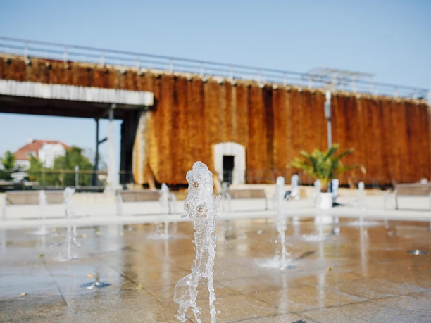 Wasserspiel im Kurpark am Erlebnisgradierwerk