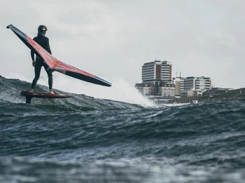 Wingsurfen beim Surfhouse Sylt.jpg