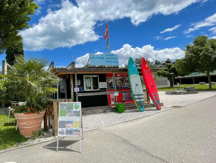 info-point-bucht-spiez-sommer-sup-veritung-pflanzen.jpg Info Point in der Spiezer Buch