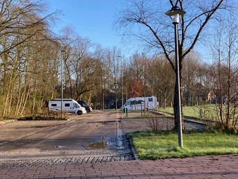 Wohnmobilstellplatz Hagen im Bremischen.jpg