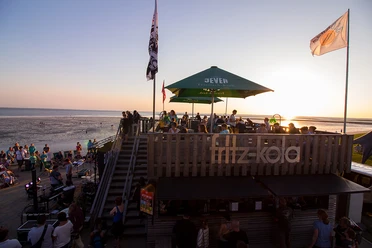 buesum-grillandchill-360gradbar-05.jpg